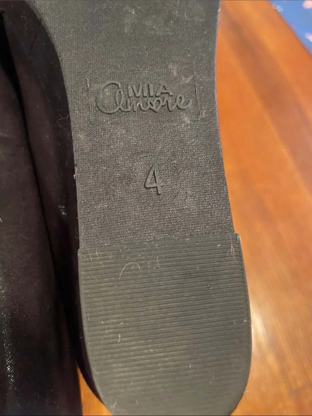 Mia Amore Dress Shoe - size girls 4